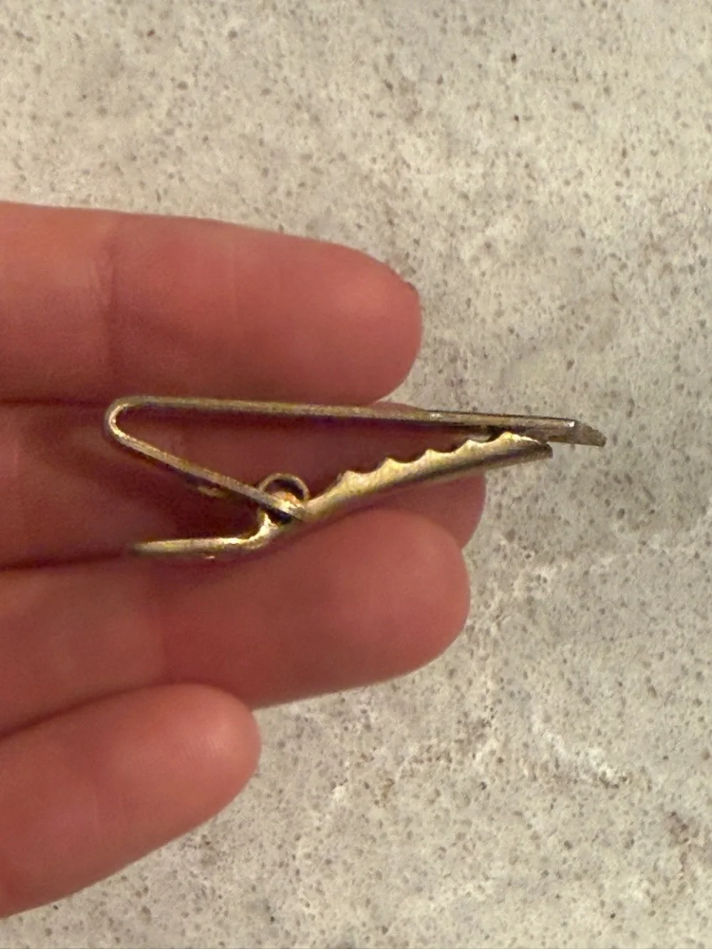 Vintage 1960s angled Gold Tone Diagonal Tie Clip